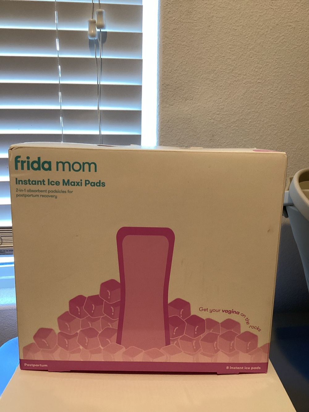 Frida mom Pink Instant Ice Maxi Pads - Postpartum Cooling Pads